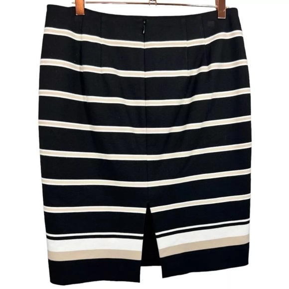 🌺 3/$25 🌺 Cato | Women’s Plus Sized | Striped Pencil Skirt | Size 26/28W | - Picture 2 of 7